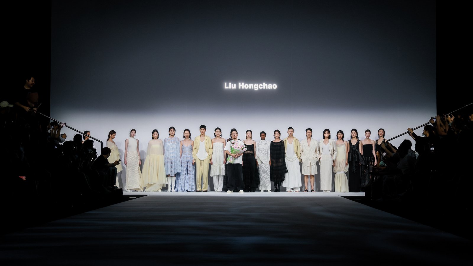 LJX6752.JPG~tplv-9lv23dm2t1-resize-animforce-v1_1600_3000_gif.jpg